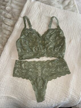 Cosabella Green Lace Bralette & Thong Set